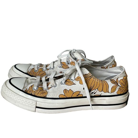 Converse Chuck Taylor 70 Low 'Vintage Floral' Sneakers - Picture 1 of 9